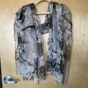 B&W floral scarf